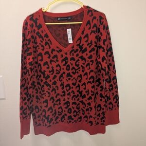 Leopard Print V-Neck Sweater - Red and Black